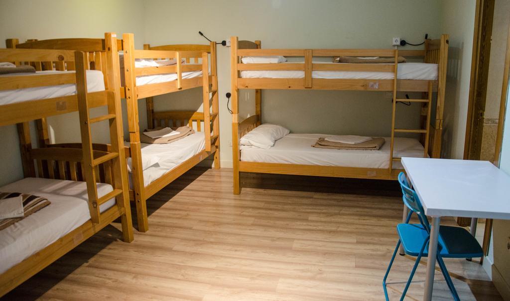 Mad4You Hostel Мадрид Экстерьер фото